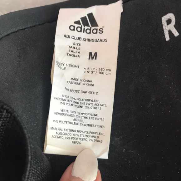 black adidas club shinguards - Picture 4 of 4